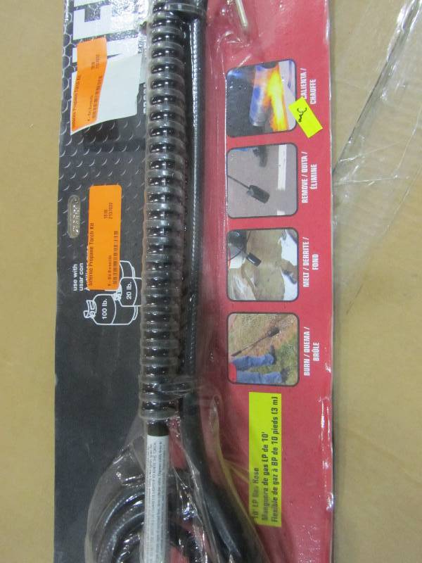 lot 19 image: Lincoln Electric Inferno Propane Torch Kit