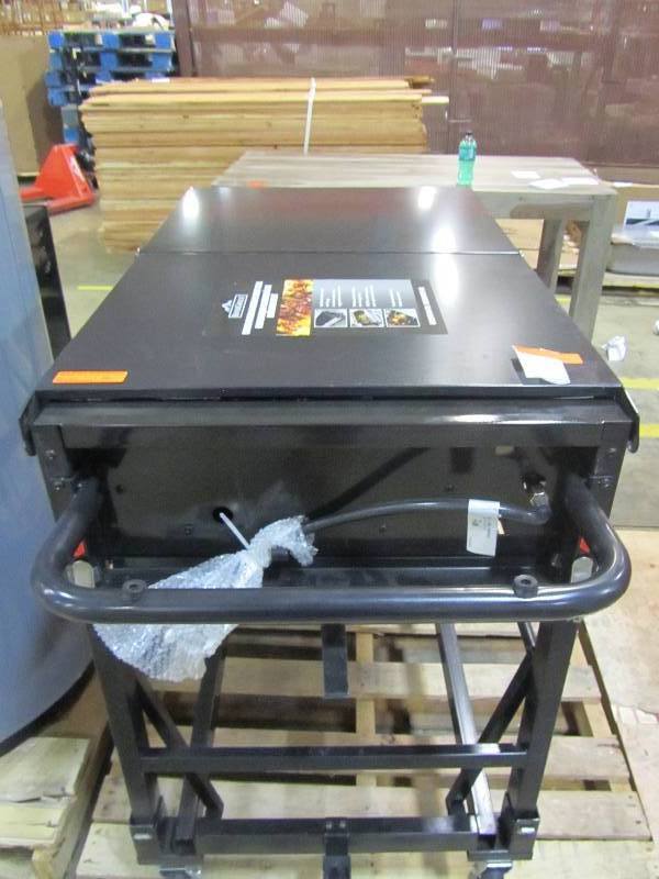 lot 35 image: RiverGrille Chuck Wagon 6-Burner Event Propane Gas Grill