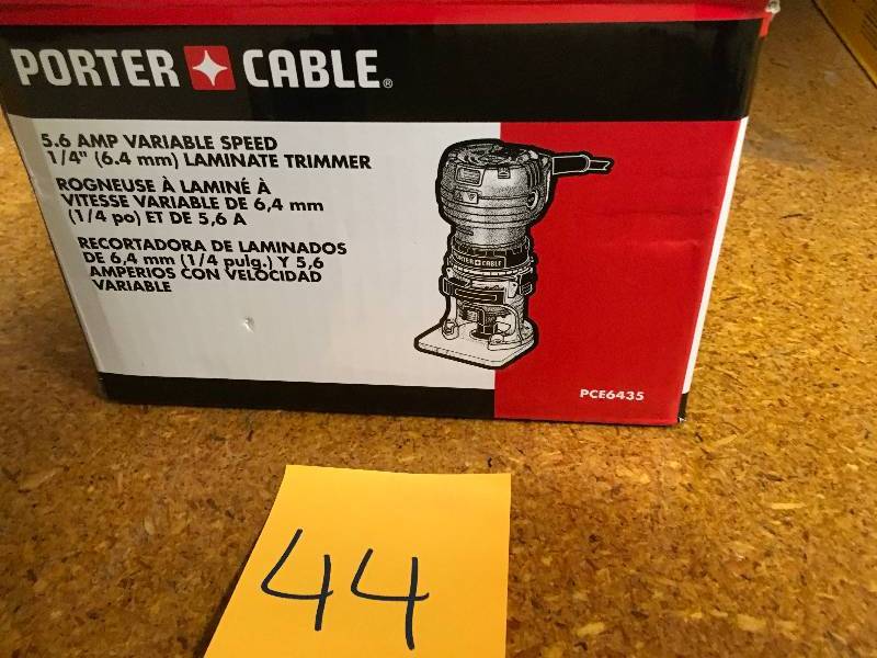 lot 44 image: Porter Cable 5.6 Amp Variable Speed 14 in. Laminate Trimmer in like new condition