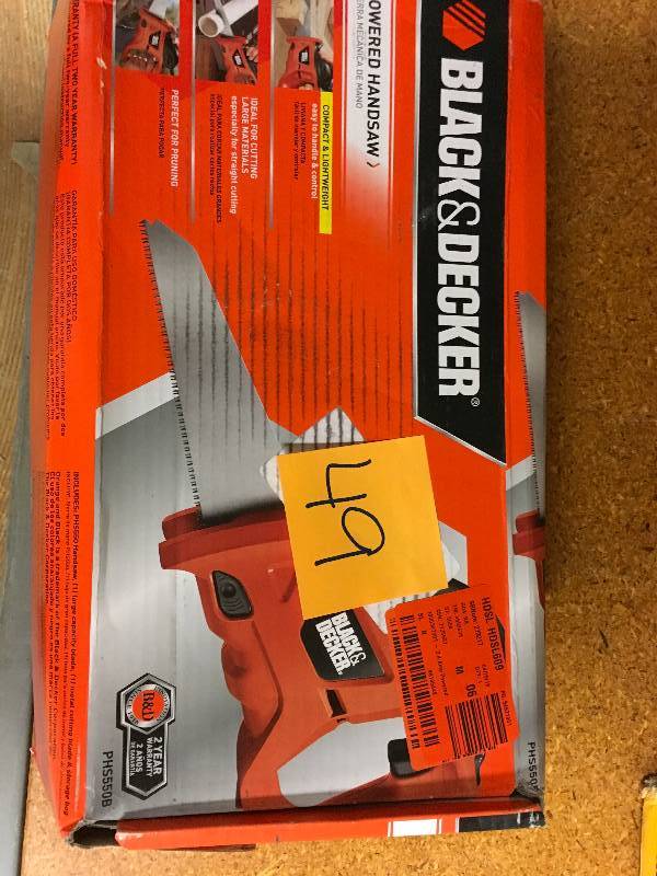 lot 49 image: Black and Decker 3.4 Amp Powered Hand Saw not used