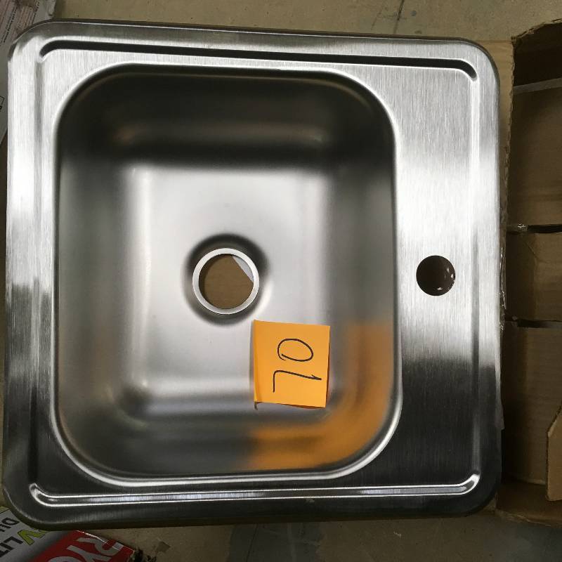 lot 70 image: Elkay Dayton Drop-in Stainless Steel 15 in. 1-Hole Bar Single Bowl Kitchen Sink not used