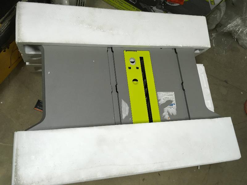 lot 74 image: Ryobi 10 in Table Saw with Folding stand missing rip fence