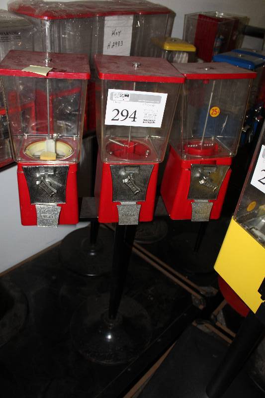 Eagle 3-Head $.25 Bulk Candy Dispenser