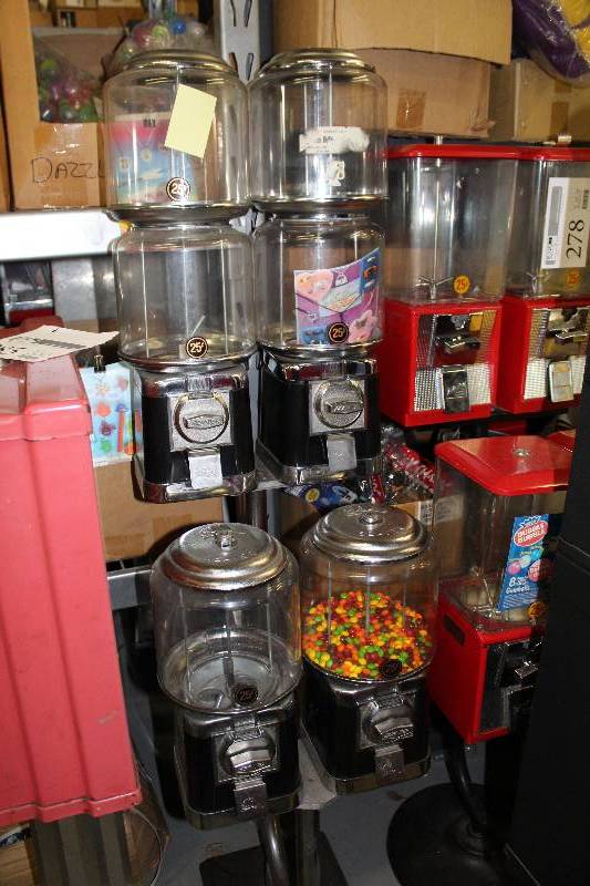 Beaver 4-Head $.25 Bulk Candy Dispenser