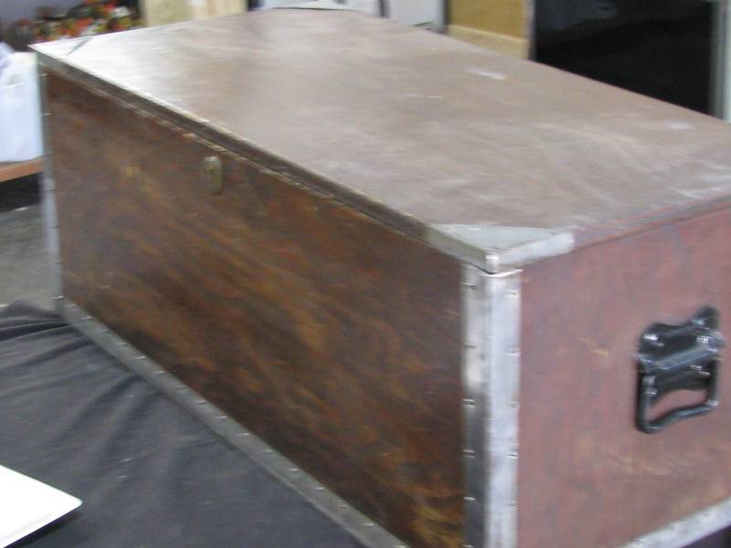 lot 28 image: Large Wood Trunk