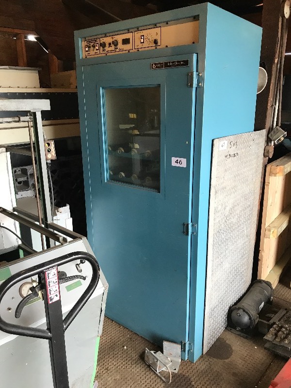 ROLL IN INCUBATOR