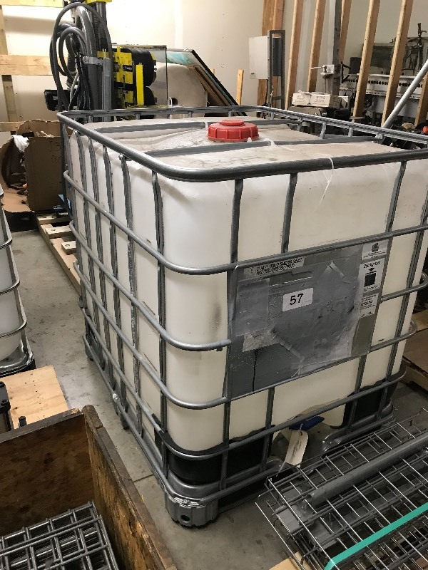 POLY FLUID TANK WITH SPIGOT  VALVE