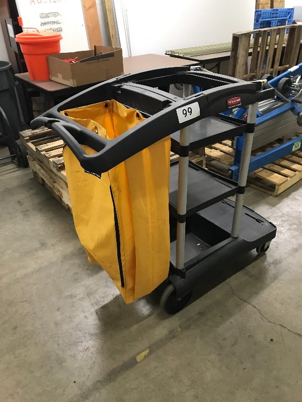 RUBBERMAID JANITORIAL CART