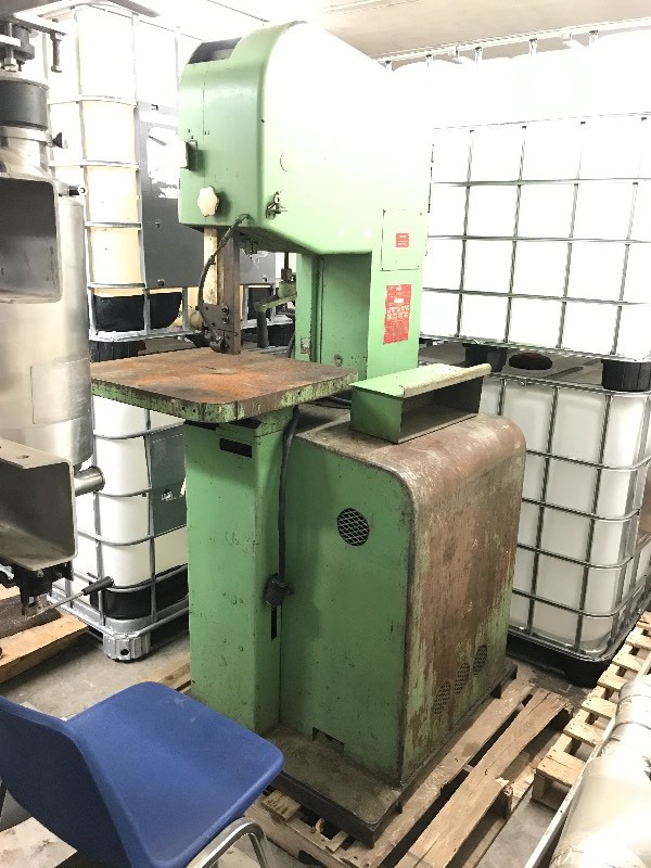 DOALL HEAVY DUTY BAND SAW