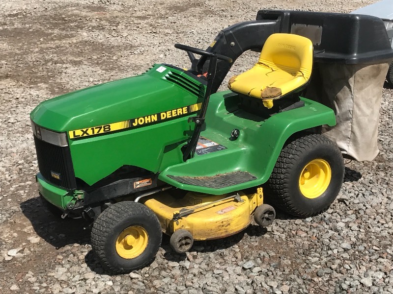 john deere riding mower 15 hp