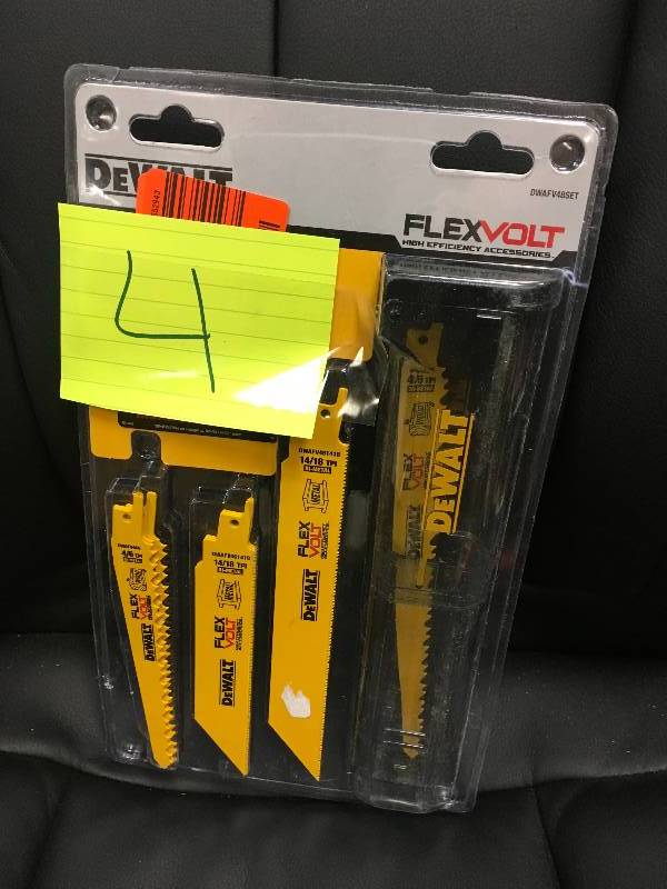 FLEXVOLT Reciprocating Saw Blade Set (8-Piece) in good condition