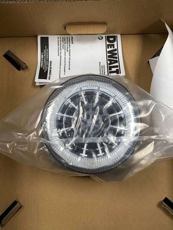 DEWALT 20-Volt MAX Lithium-Ion CordedCordless LED Jobsite Light with Tool Connect  Tool ONLY