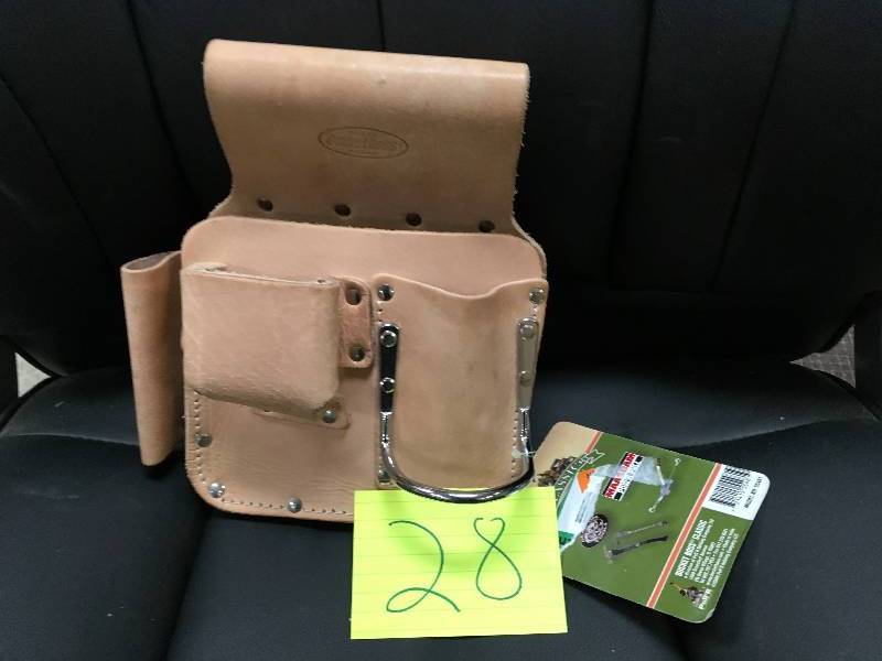 Bucket Boss   Multi-Pocket Box Shape Pouch in good condition
