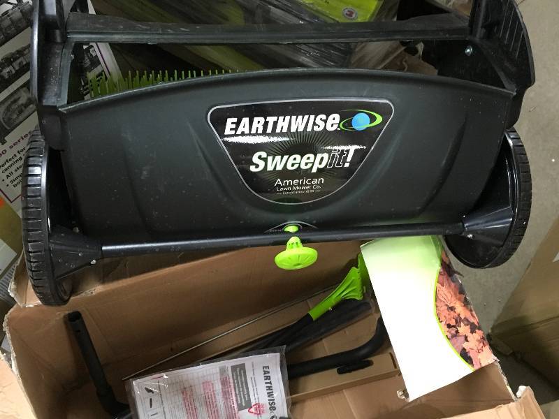 Earthwise lawn mower in good condition