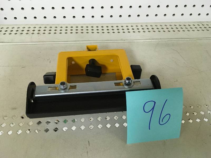 DEWALT Miter Saw Workstation Material Support and Length Stop in good condition