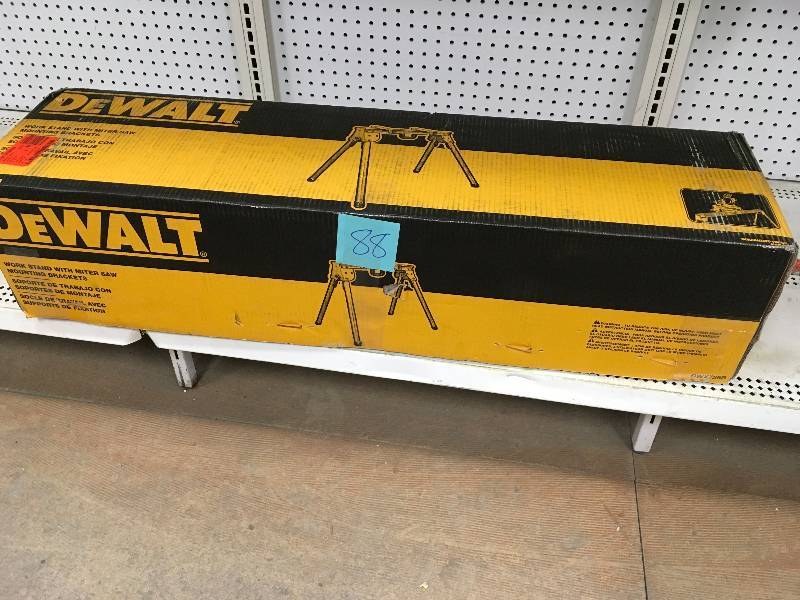 DEWALT Heavy Duty Work Stand good condition