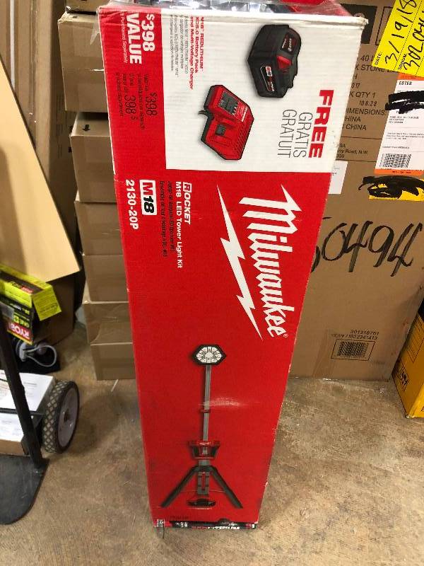 Milwaukee M18 18-Volt Lithium-Ion Cordless Rocket LED Tower Light Kit in working conditions