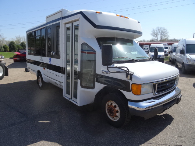 2006 Ford E450 bus.
