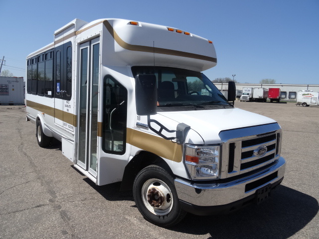 2011 Ford E450 Bus