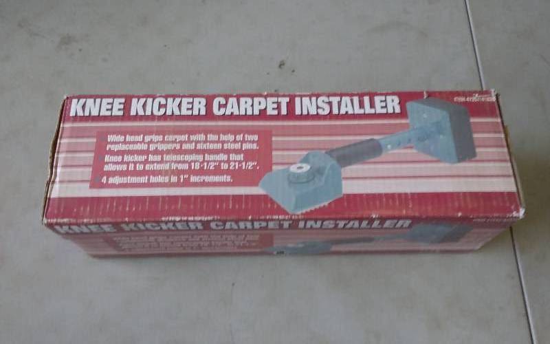 lot 32 image: Knee Kicker Carpet Installer
