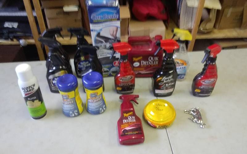 lot 43 image: Car Detailers Waxes, Wipes More Related