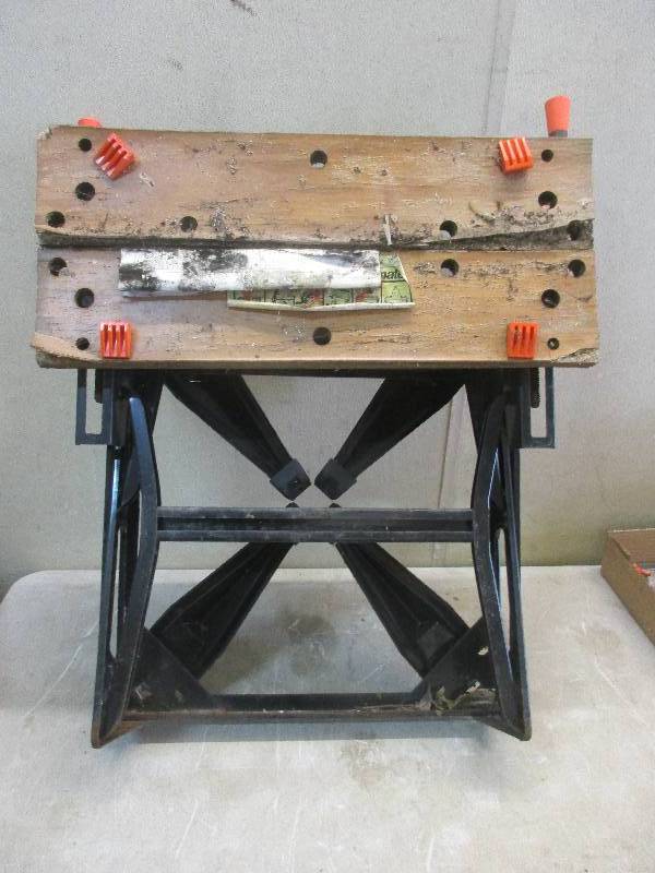 lot 76 image: Black & Decker Workmate
