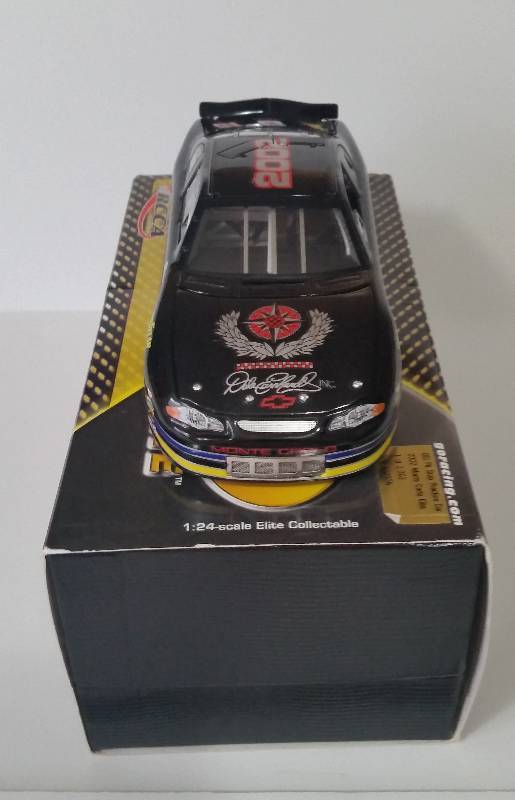 lot 23 image: Elite Collectibles 124th Scale Pit Stop Practice Car 2002 Chevrolet Monte Carlo Elite