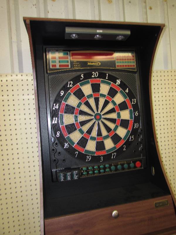 HALEX ELECTRONIC DARTBOARD, HAS MANUAL AND A BOX OF DARTS. | JUNE