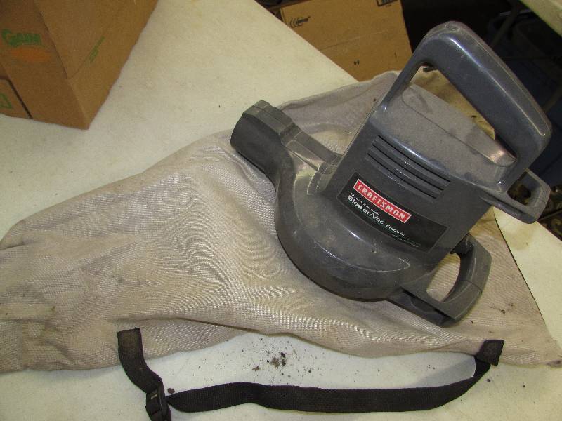 lot 241 image: CRAFTSMAN BLOWERVAC UNIT