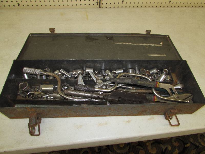 lot 242 image: METAL TOOL BOX WITH CONTENTS, SOCKETS AND MORE