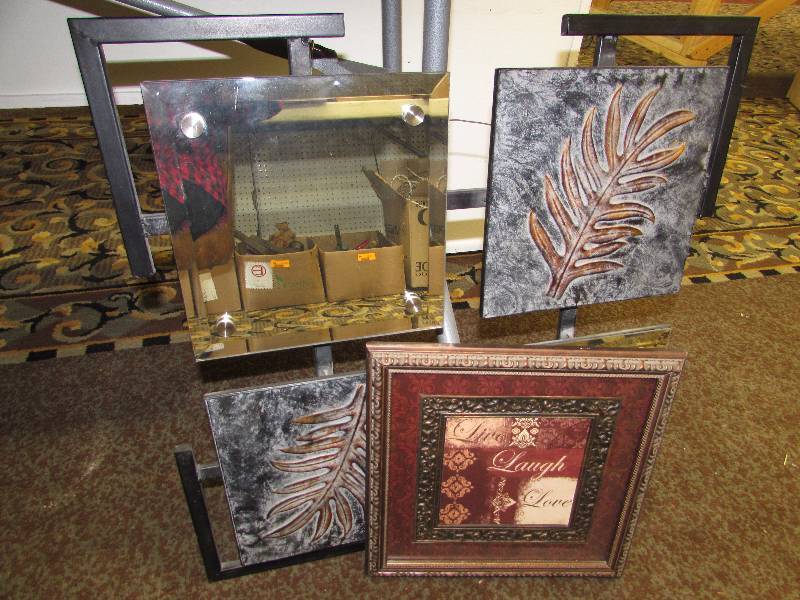 lot 268 image: HOME DECOR