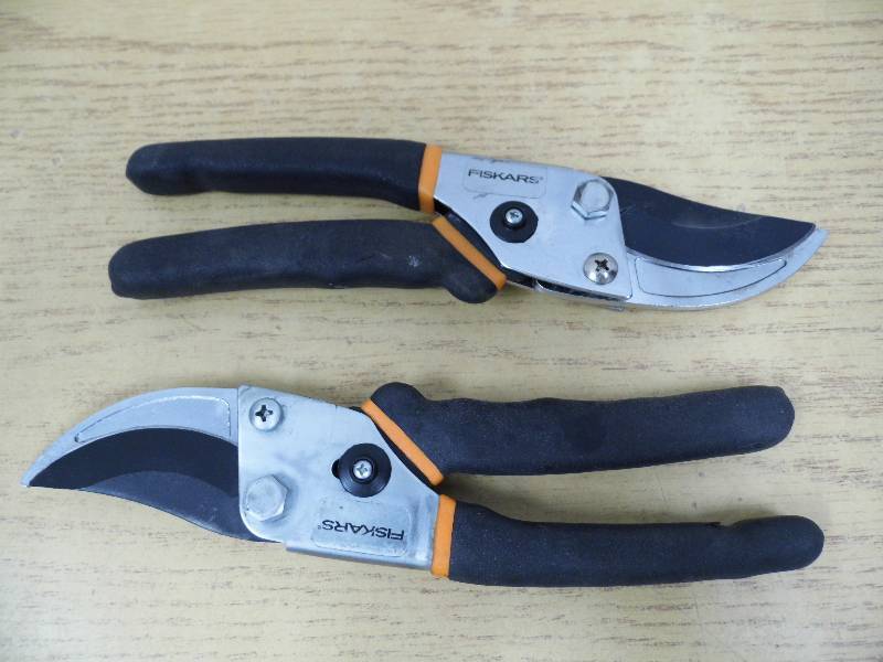 Pair of Fiskars Bypass Cutters