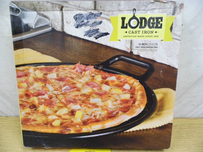 Lodge Cast Iron Baking Pan