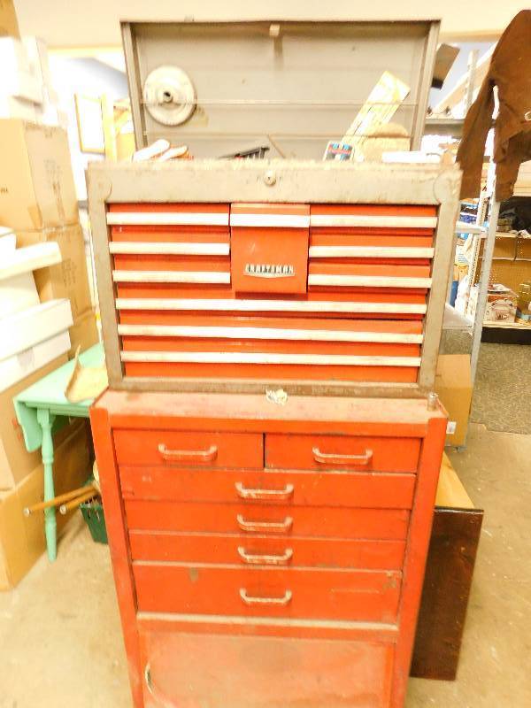 Up Right Tool Chest