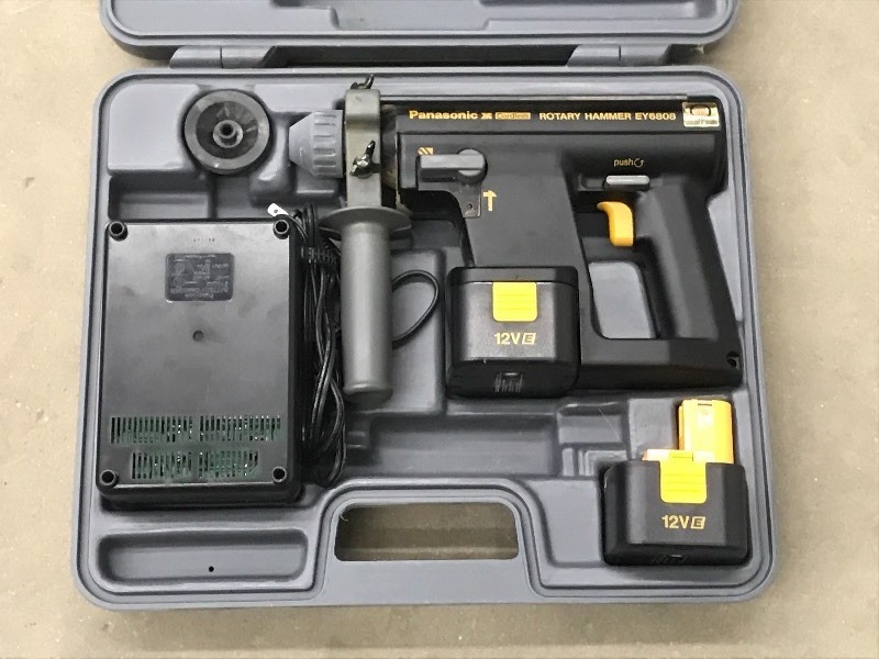 Panasonic EY6808 12Volt Cordless Ro...