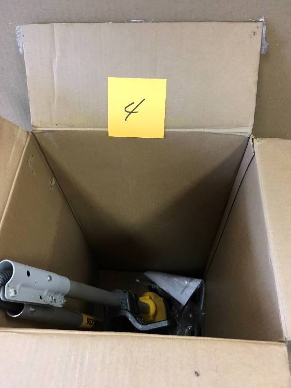 DEWALT 5AH Brushless string trimmer in good condition used