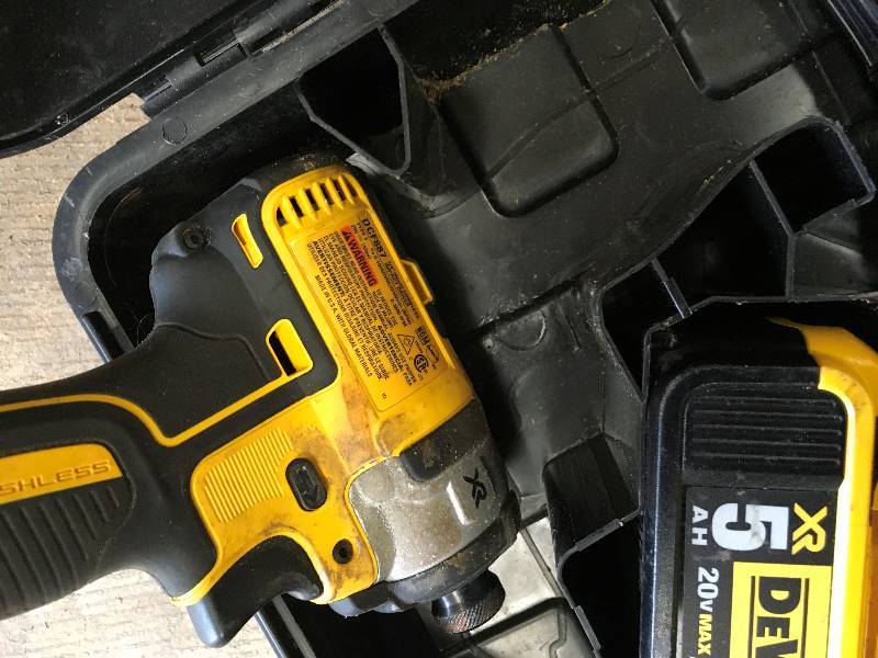 Dewalt 1 pc in good condition