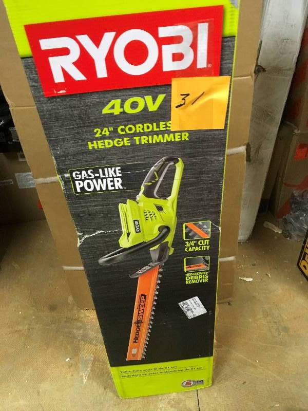 Ryobi 40v 24 cordless hedge trimmer in good conditon