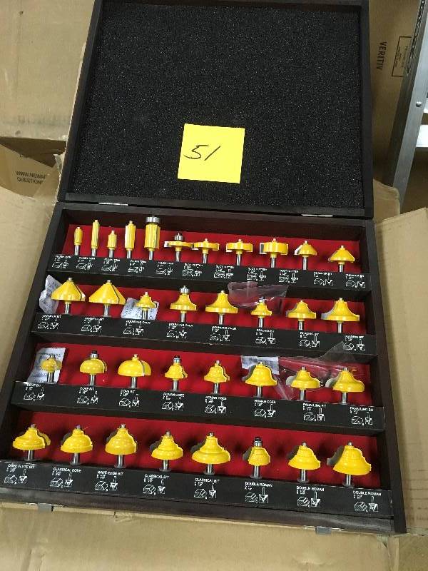 Professional Woodworker 35-Piece Router Bit Set in good condition