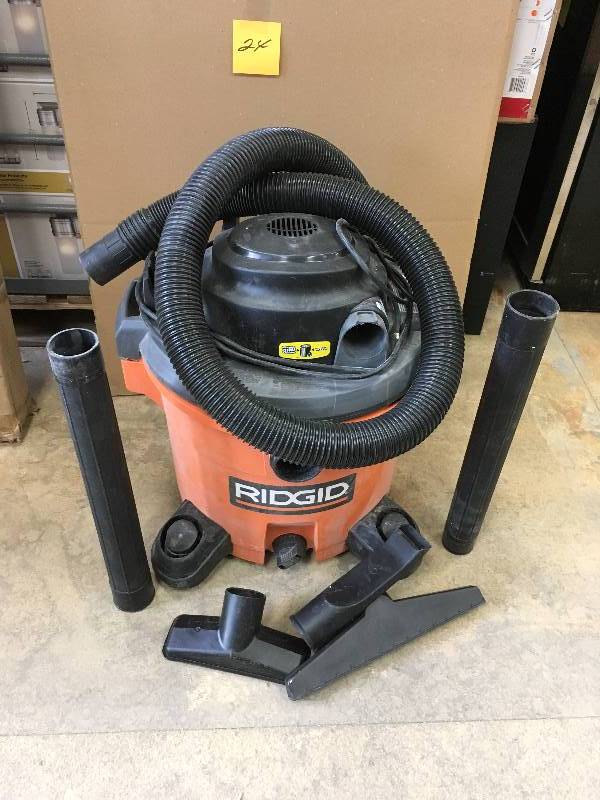 RIDGID 12 Gal. 5.0-Peak HP Wet Dry Vac in good condition