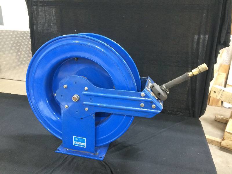 lot 33 image: Coxreels hose reel Model TSH-N-450