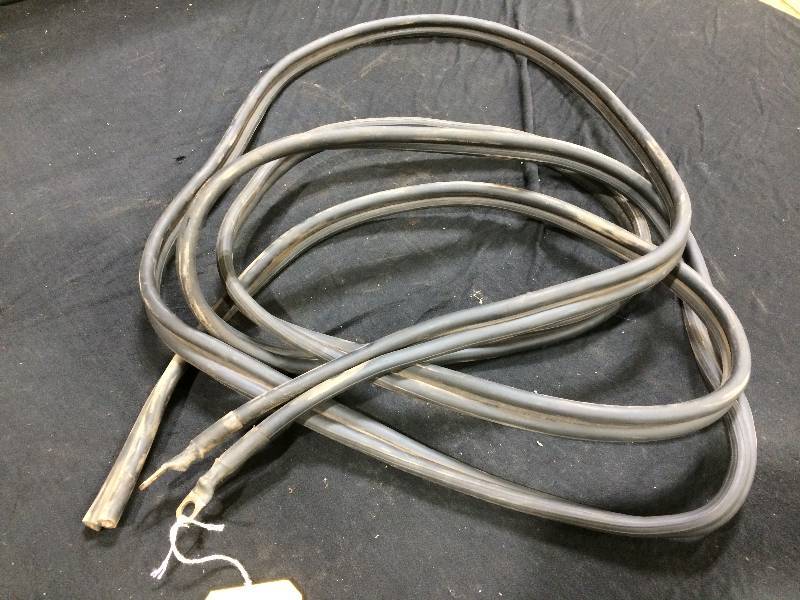 lot 68 image: Wire and heavy duty cable