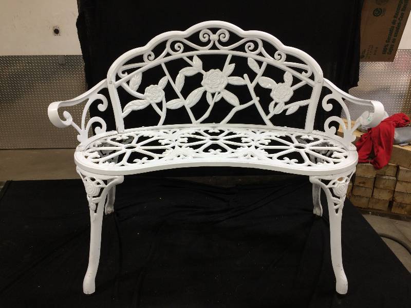 lot 91 image: Cast metal garden bench