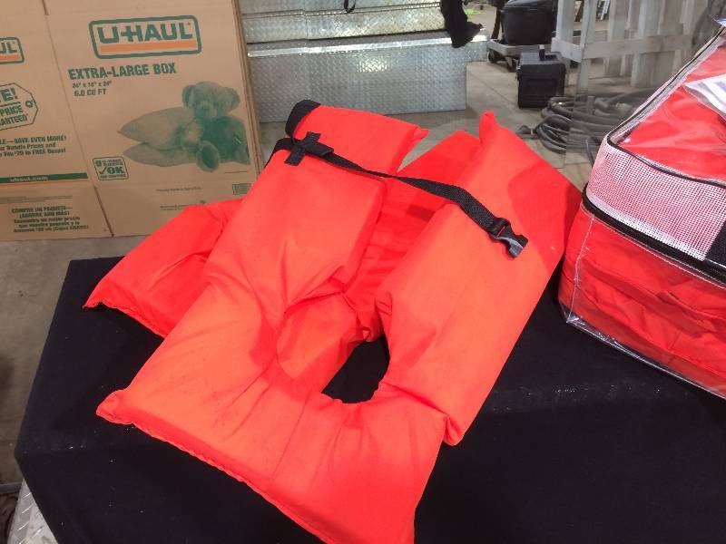 lot 124 image: Life jackets