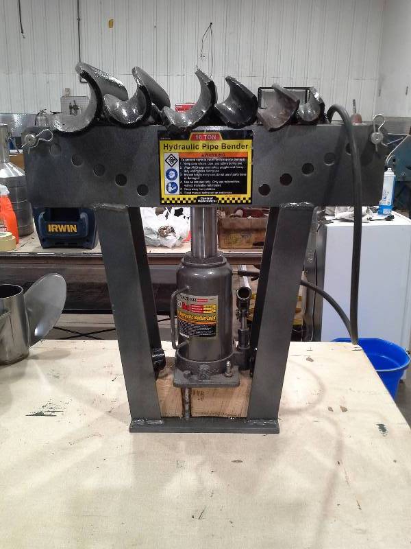 lot 11 image: Pittsburgh Automotive 16 ton Air Over Hydraulics pipe bender