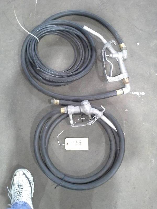 lot 164 image: Fuel hose with handle and static wire