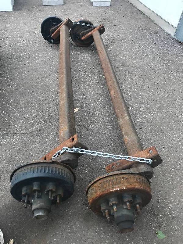 lot 87 image: axles