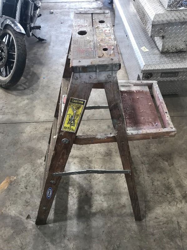 lot 145 image: 4 wood step-ladder