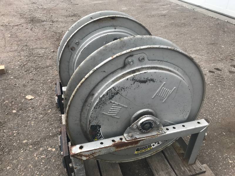 lot 170 image: Water hose spool.