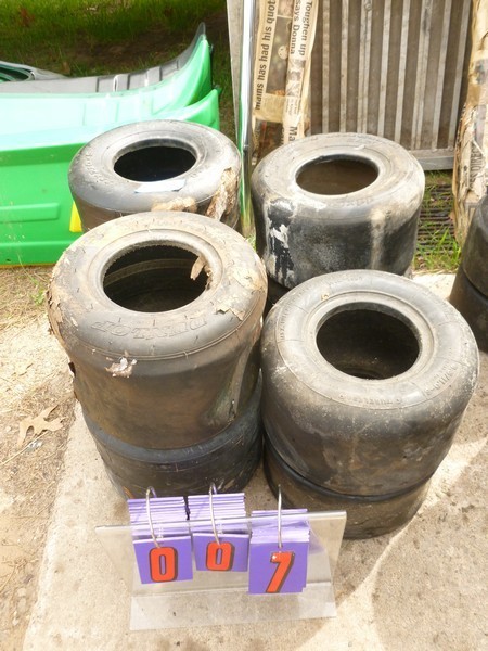 SnS Auctions # 319 John Deere Lawnmower & go kart parts